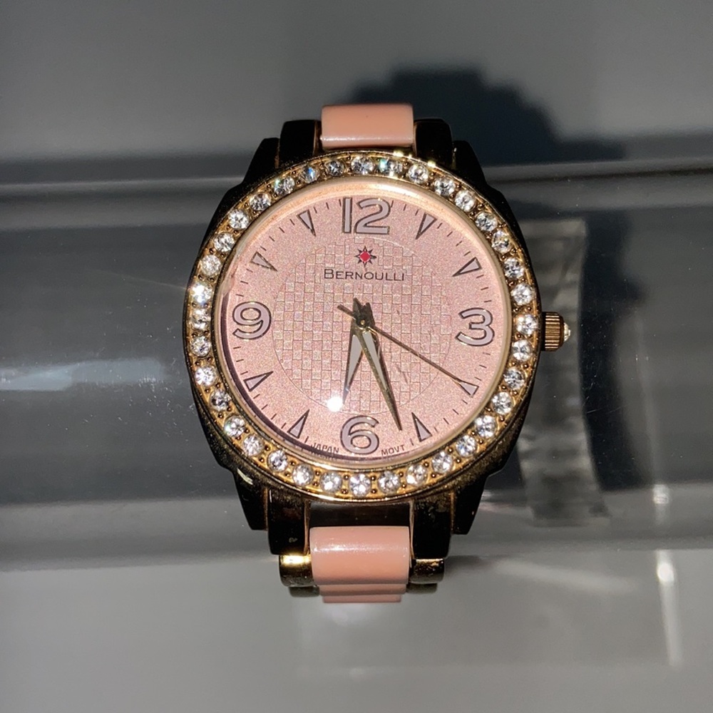 Bernoulli Watch